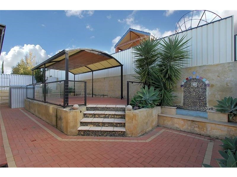 14 Tindal Avenue, Yangebup WA 6164