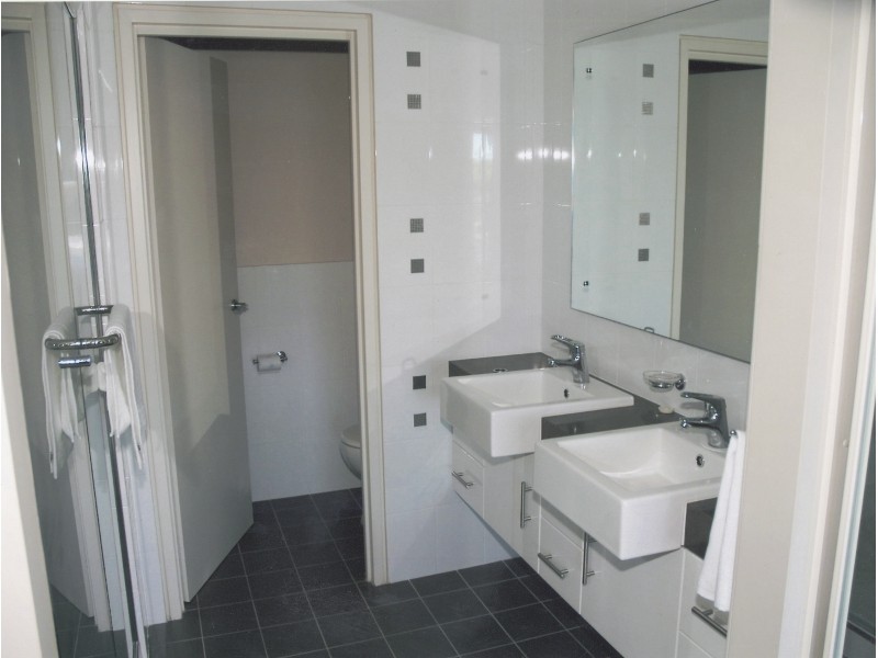 2/52 Rollinson Road, North Coogee WA 6163