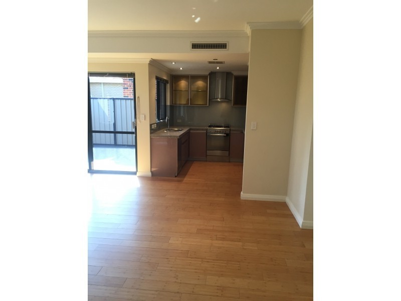 3/7 Cope Street, Midland WA 6056