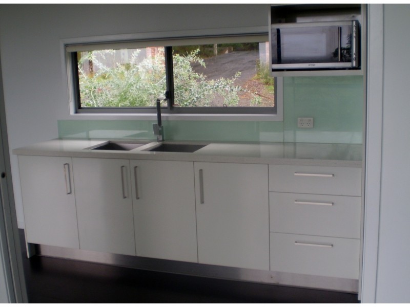 18 Clearview Drive, Lake Macdonald QLD 4563