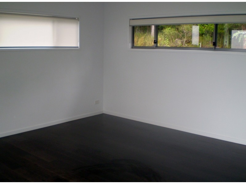 18 Clearview Drive, Lake Macdonald QLD 4563