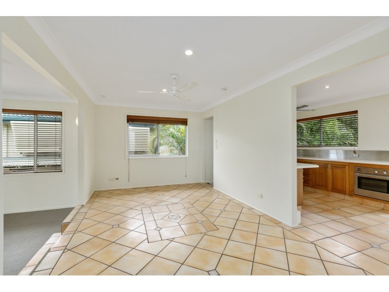 20 Joden Place, Southport QLD 4215