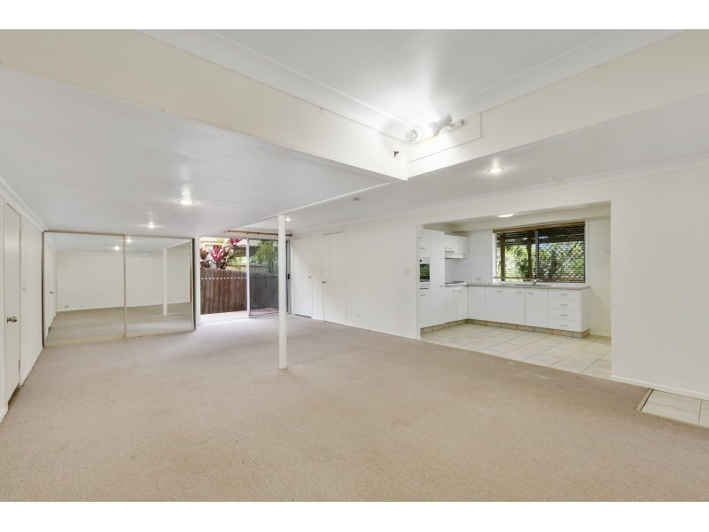 20 Joden Place, Southport QLD 4215