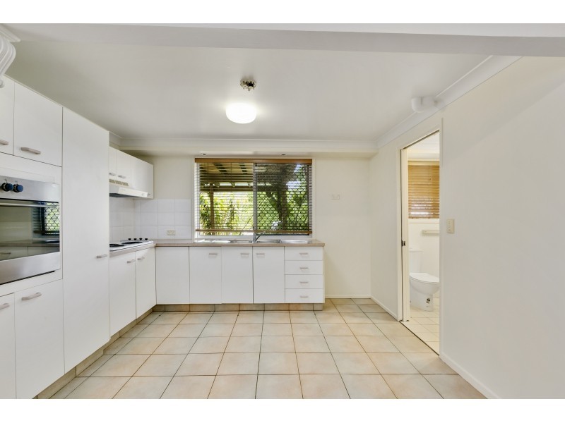 20 Joden Place, Southport QLD 4215