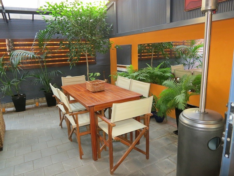 2/9 Victoria Street, Rockingham WA 6168