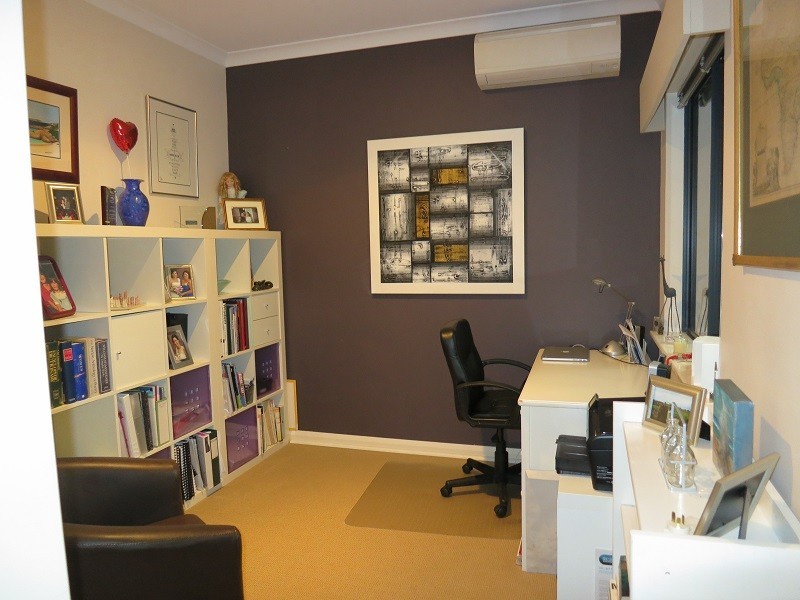 2/9 Victoria Street, Rockingham WA 6168