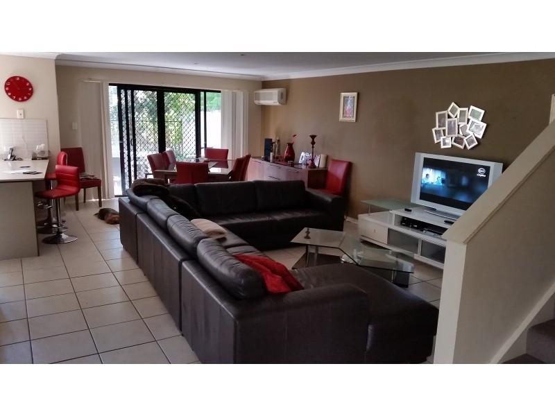 368 Pine Ridge Road, Runaway Bay QLD 4216