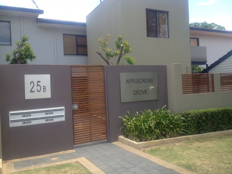 5/25b Ullapool Road, Applecross WA 6153