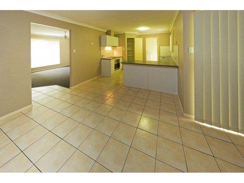 52 McKerrow Crescent, Goodna QLD 4300