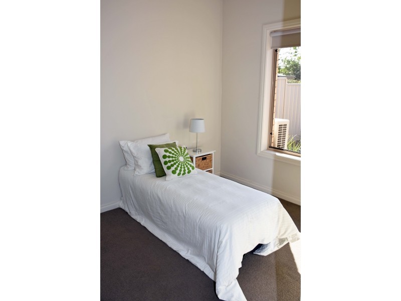 31 Blyth Street, Clearview SA 5085