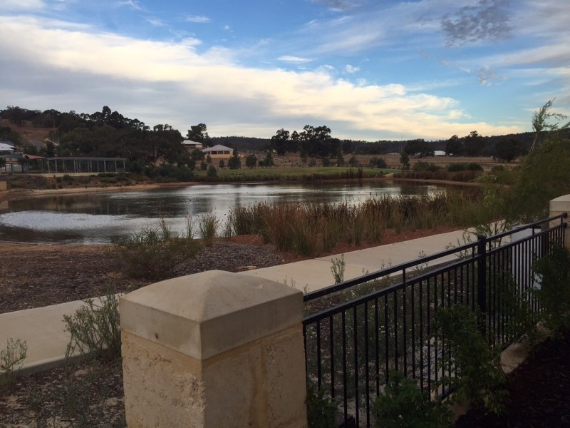 1/9 Augustus Drive, Jane Brook WA 6056