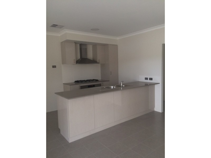 1/9 Augustus Drive, Jane Brook WA 6056