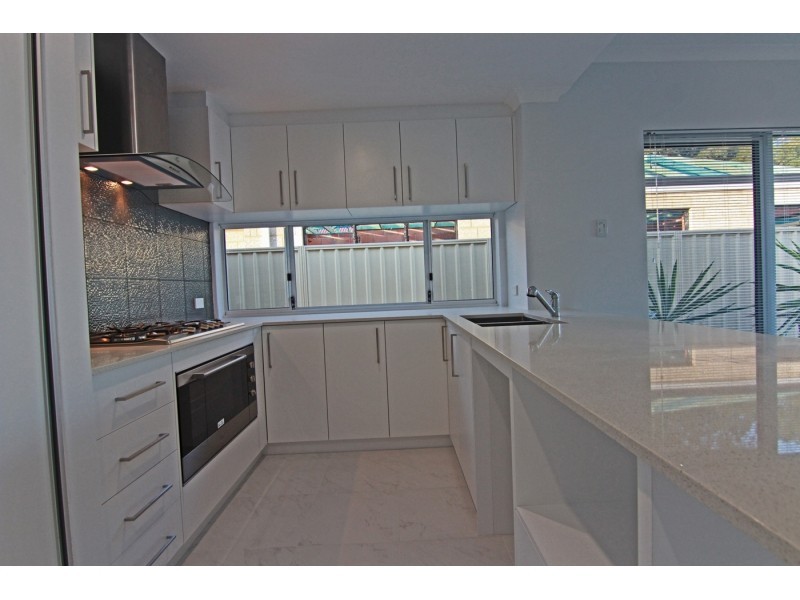 10 Yale Road, Thornlie WA 6108