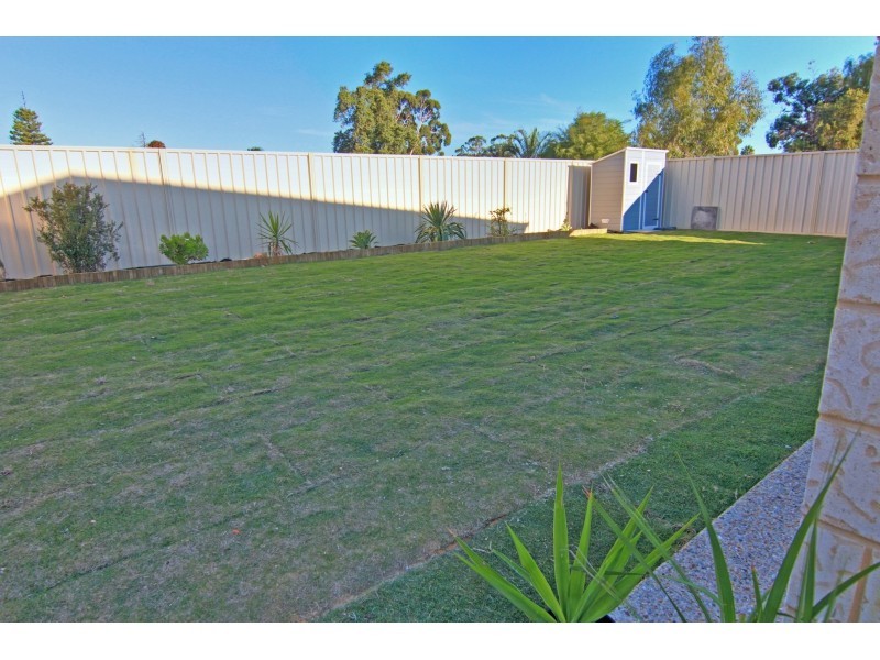 10 Yale Road, Thornlie WA 6108