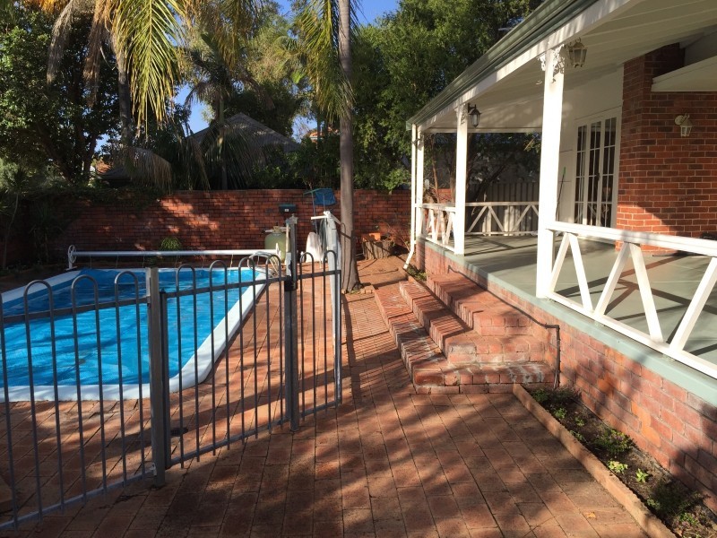 2 Mount View Terrace, Mount Pleasant WA 6153