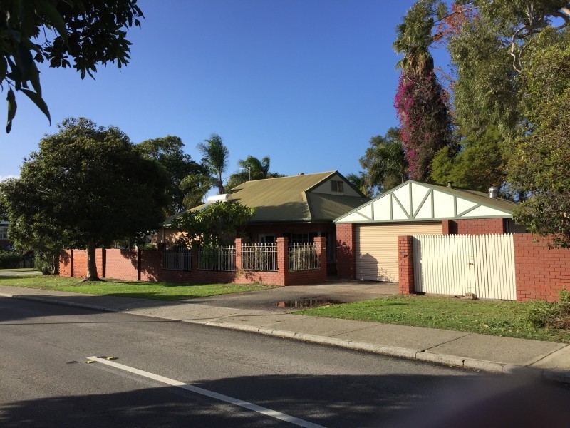 2 Mount View Terrace, Mount Pleasant WA 6153