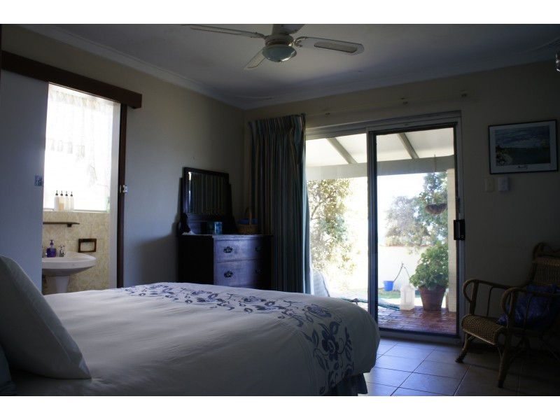 47 Halls Head Parade, Mandurah WA 6210