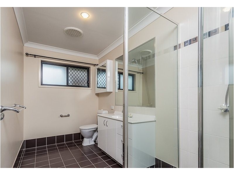 1 Brace Close, Bray Park QLD 4500