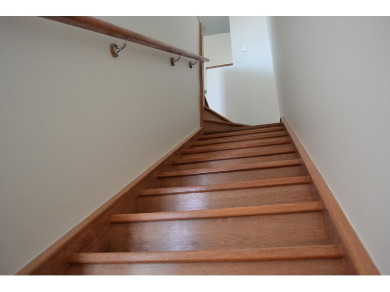 8 Murchison Street, Carina QLD 4152