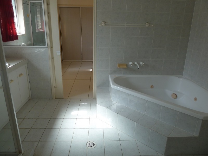 23 Bramwell Street, Eight Mile Plains QLD 4113