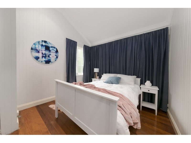 6 Lomond Terrace, East Brisbane QLD 4169