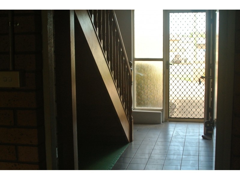 2/83 Evans Steet, Belmont NSW 2280