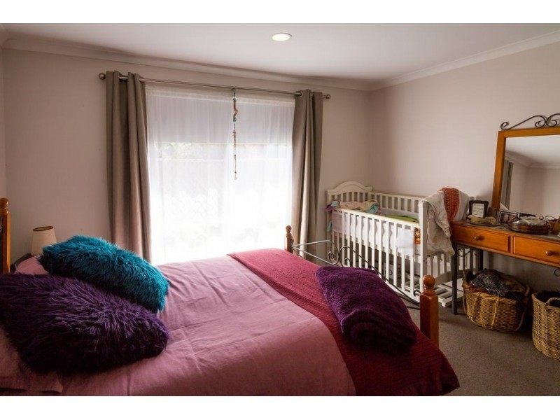 b/5 Gorst Court, Eaton WA 6232