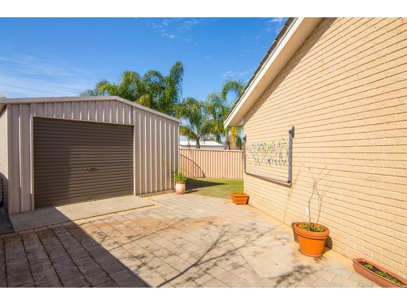 b/5 Gorst Court, Eaton WA 6232