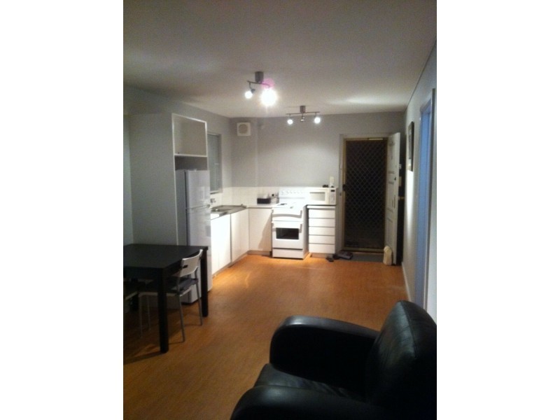 1/122 Ninth Avenue, Maylands WA 6051