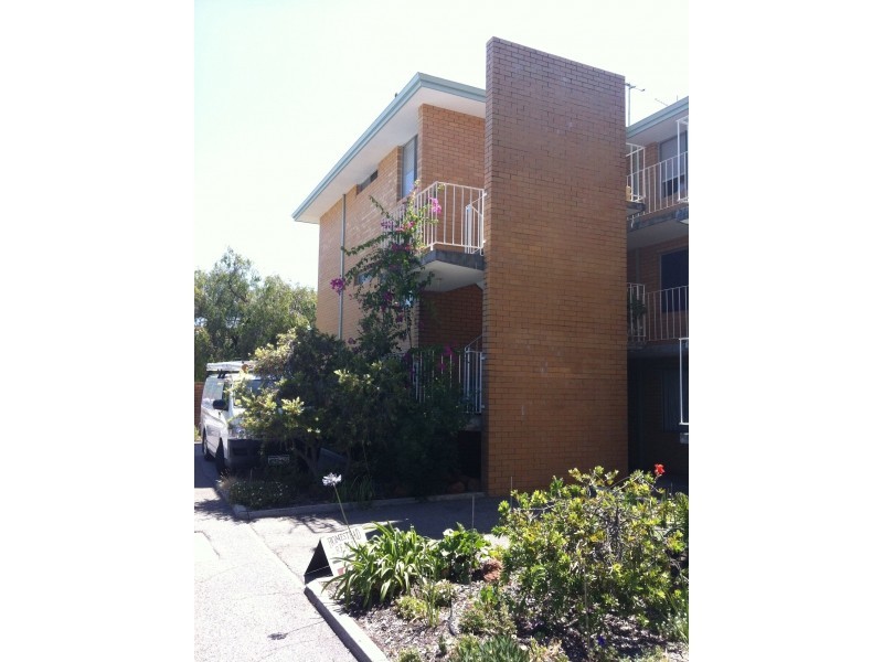 1/122 Ninth Avenue, Maylands WA 6051