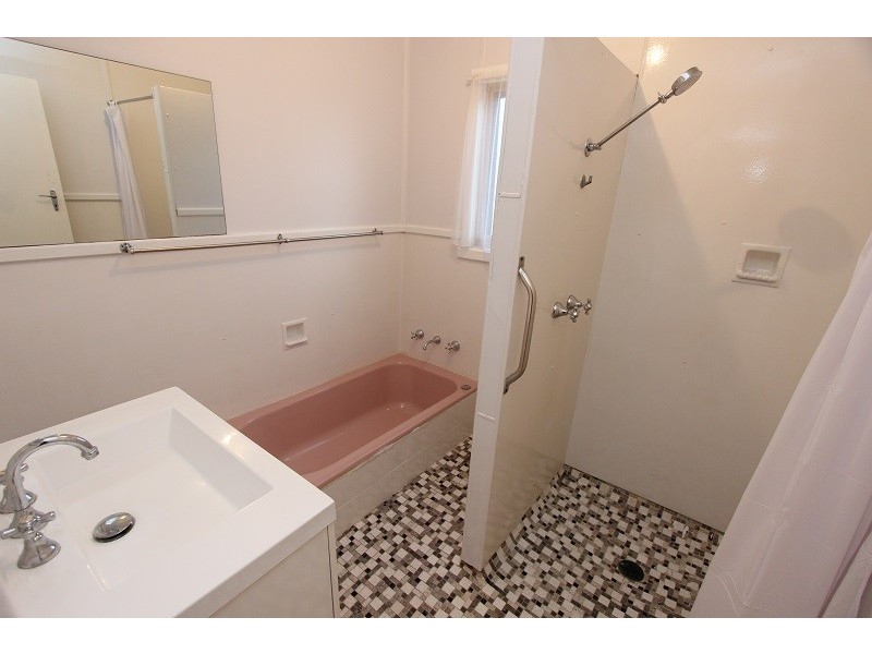 51 Ogden Street, Collie WA 6225