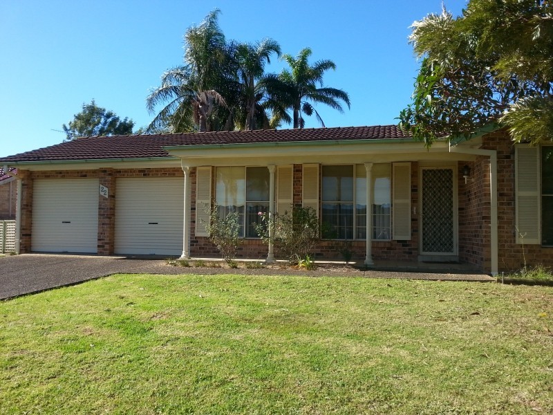 22 Golden Cane Avenue, North Nowra NSW 2541