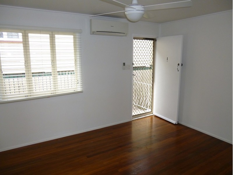 1/24 Marquis Street, Greenslopes QLD 4120