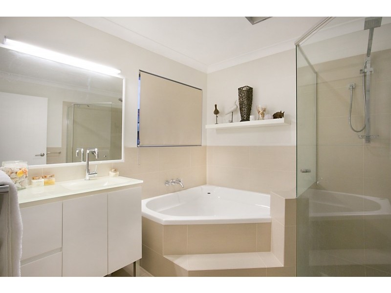 Isle Of Capri QLD 4217