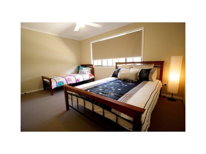 1/74 Kate Street, Woody Point QLD 4019