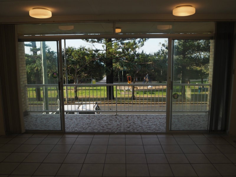 4/44 Pacific Parade, Bilinga QLD 4225