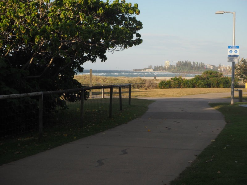 4/44 Pacific Parade, Bilinga QLD 4225