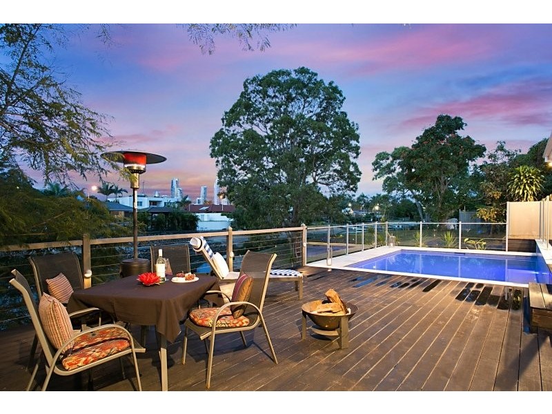 Isle Of Capri QLD 4217