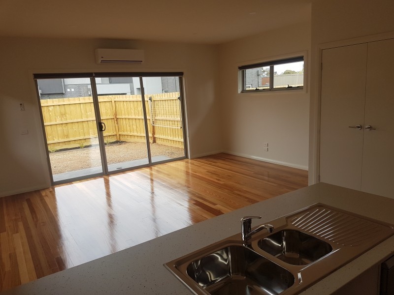 1/99 Kent street, Pascoe Vale VIC 3044