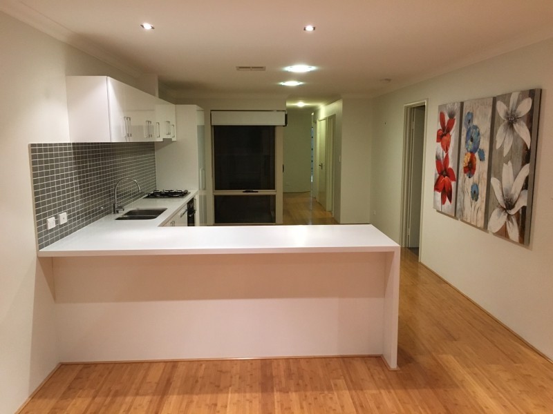 11a Teocote Crescent, Aubin Grove WA 6164