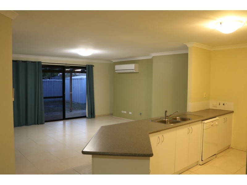 34a Pilkington Circus, Beechboro WA 6063