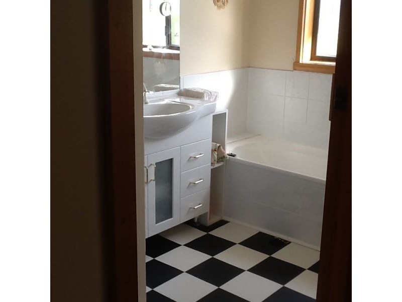 36 Country Club Avenue, Prospect TAS 7250