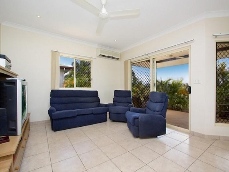 2/16 Gillon Court, Bakewell NT 0832