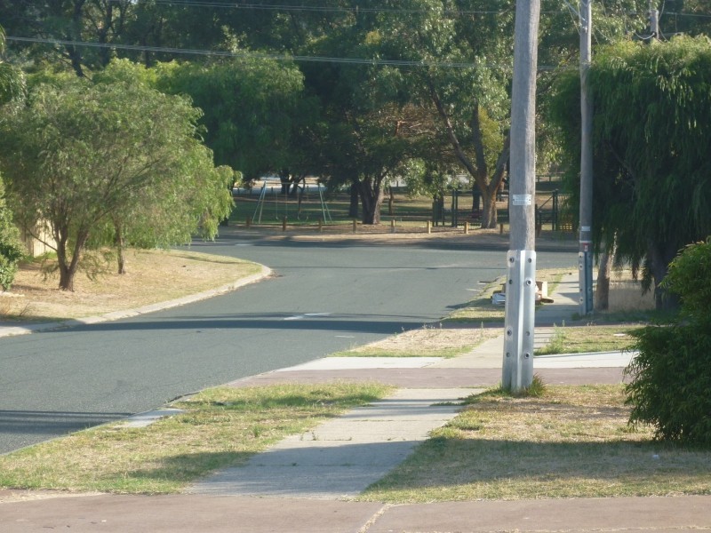 7 Roamer Street, Heathridge WA 6027