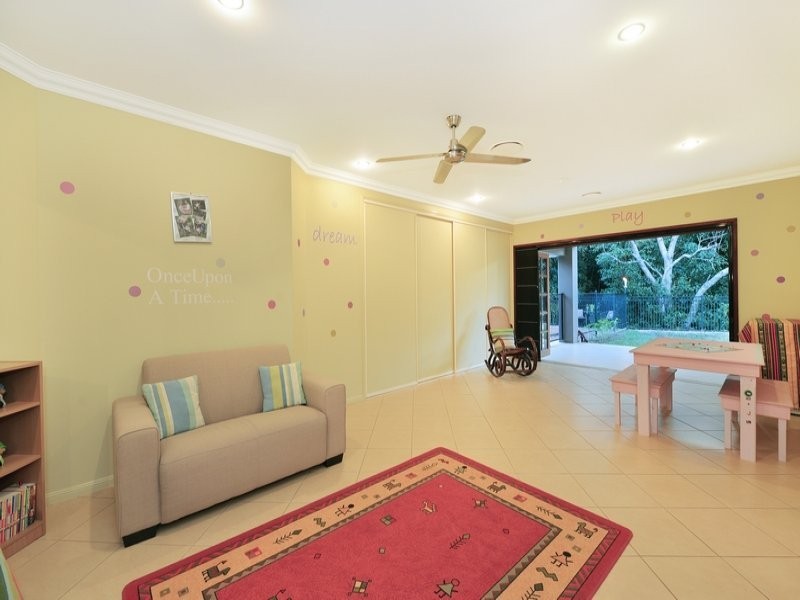 6 Turpentine Street, Redlynch QLD 4870