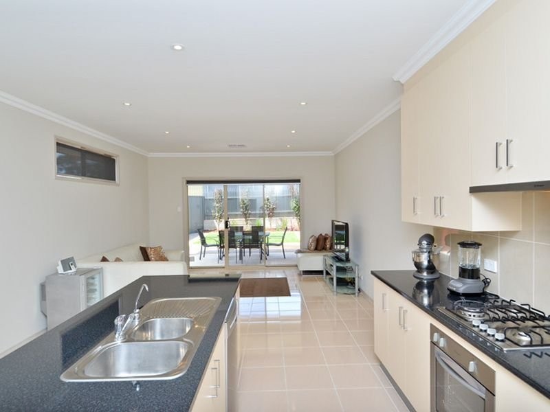 37 Harbrow Grove, Seacombe Gardens SA 5047