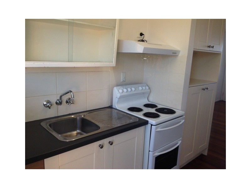 4/63 Emsworth Street, Wynnum QLD 4178