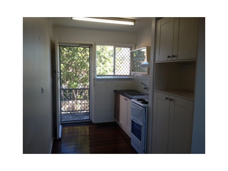 4/63 Emsworth Street, Wynnum QLD 4178