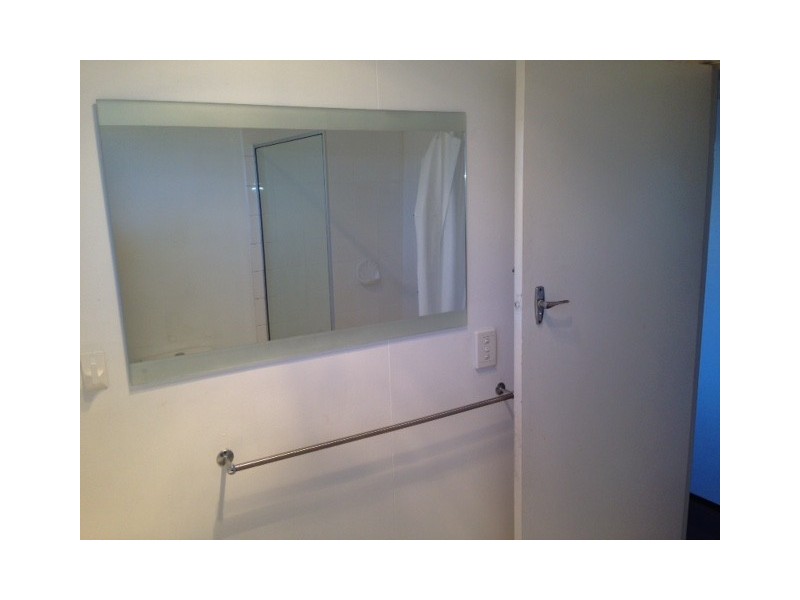 4/63 Emsworth Street, Wynnum QLD 4178