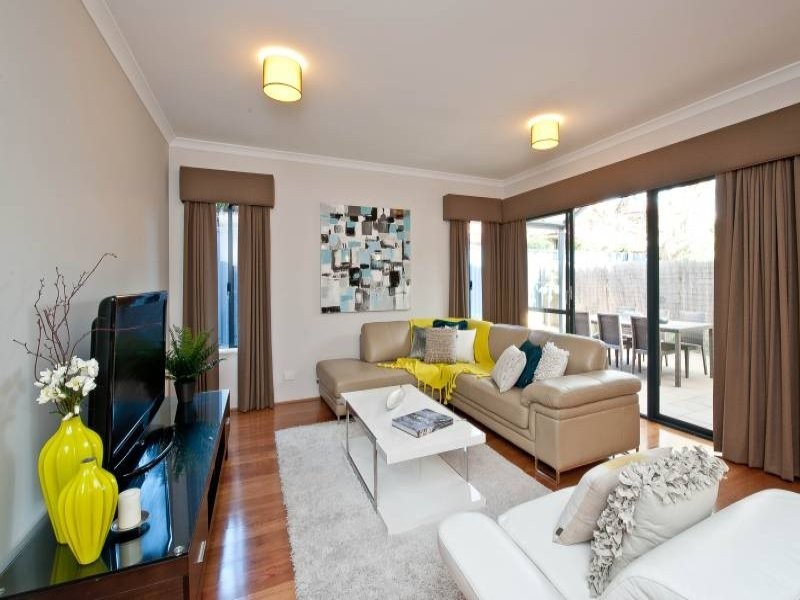 3 Farris Place, Innaloo WA 6018